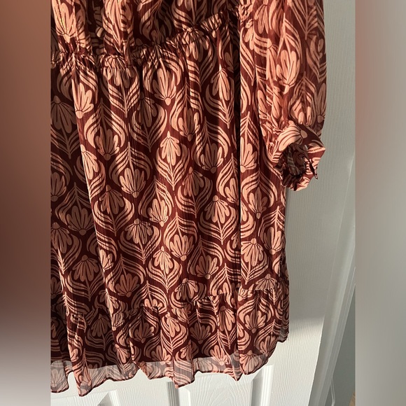 LC Lauren Conrad 2X Long Sleeve Maroon Dress with gold shimmer ✨NWT - Picture 6 of 15